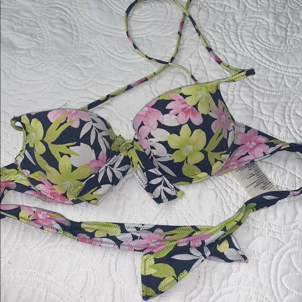 extra small hollister push up swimsuit